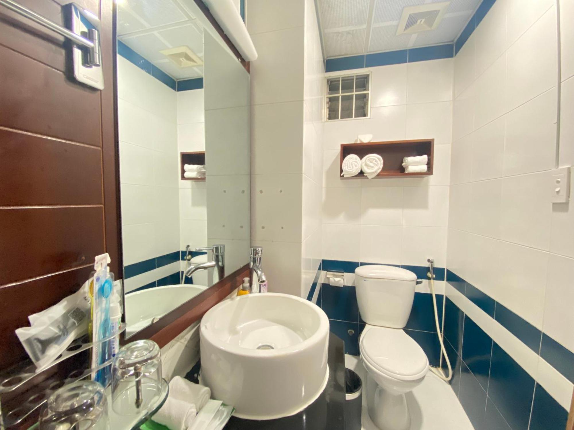 A25 Hotel - 20 Bui Thi Xuan Ho Chi Minh-stad Buitenkant foto