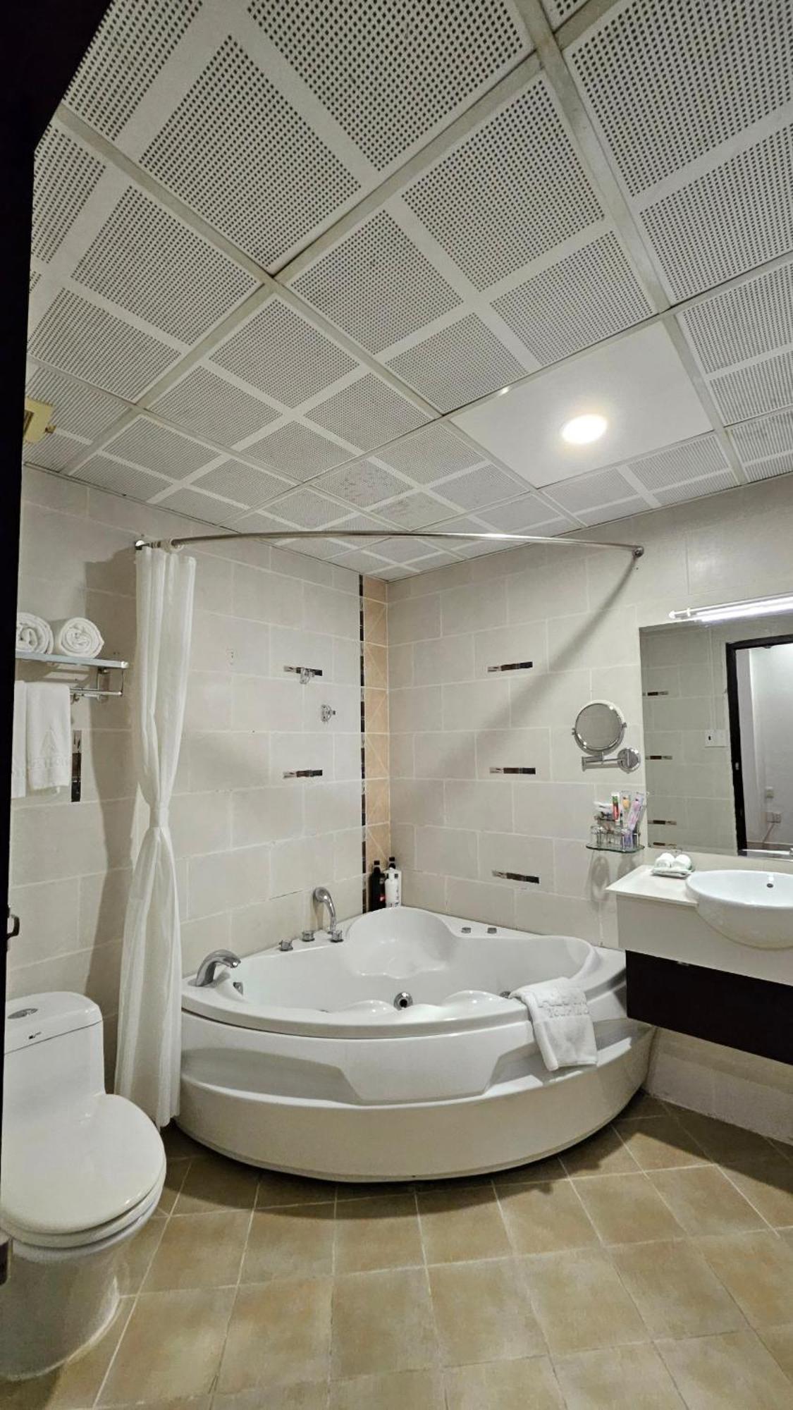 A25 Hotel - 20 Bui Thi Xuan Ho Chi Minh-stad Buitenkant foto